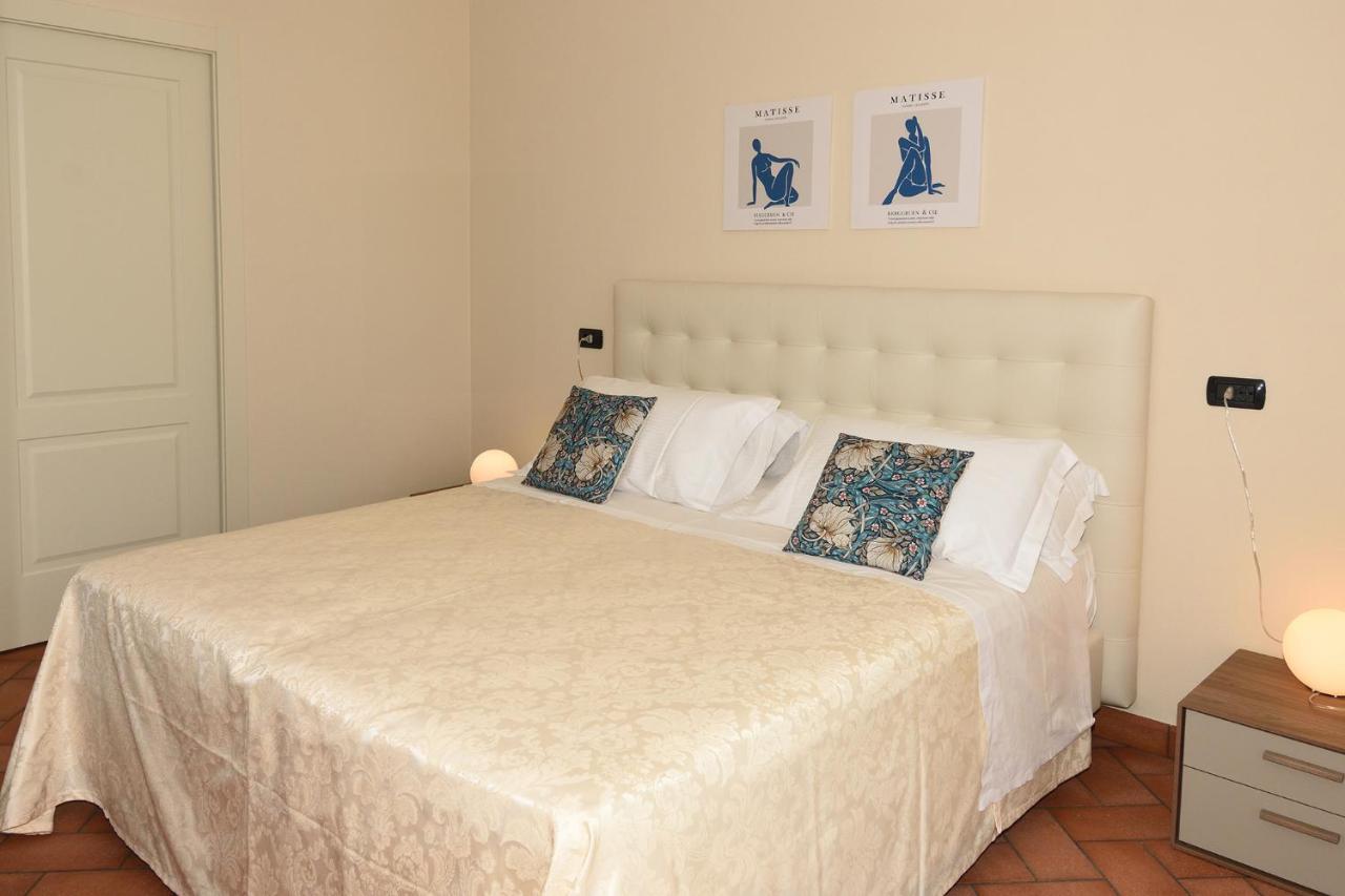 La Piccola Bellagio Aparthotel Bagian luar foto